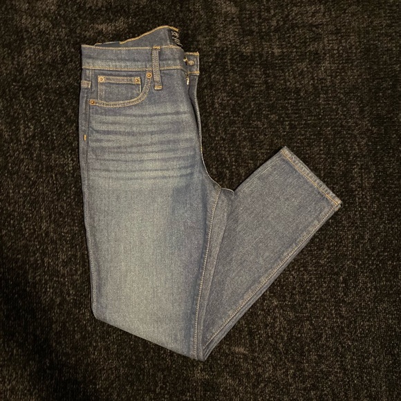 NWT J.Crew High Rise Skinny Jeans - Picture 6 of 8